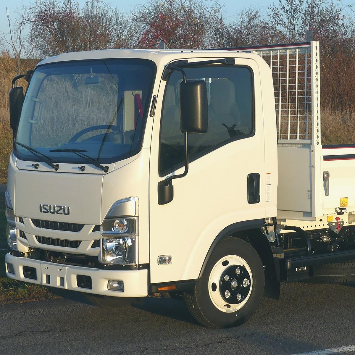 Isuzu M21 Single