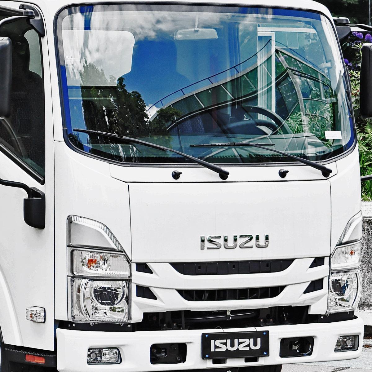 Isuzu M21 Active